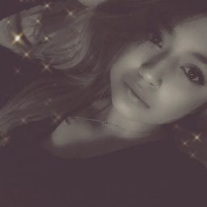 Meet your Posher, Lydia